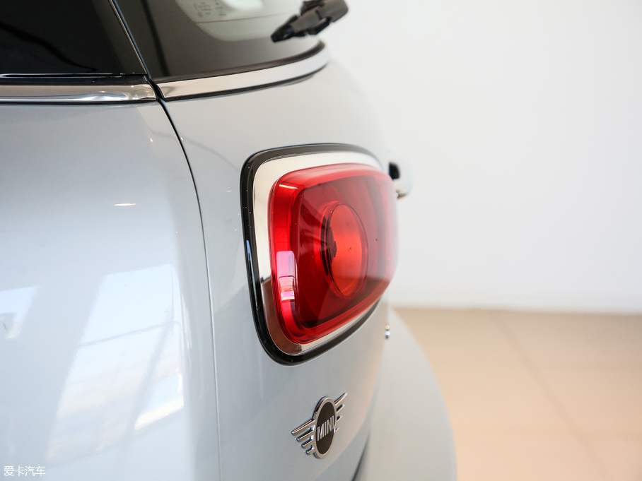 2019MINI JCW CLUBMAN OͰ