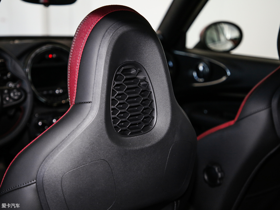 2019MINI JCW CLUBMAN OͰ