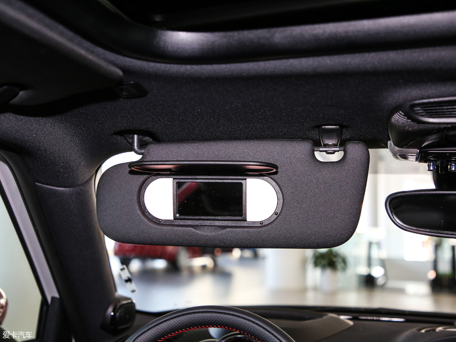 2019MINI JCW CLUBMAN OͰ