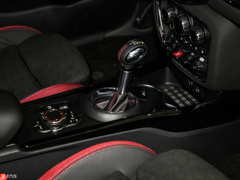 2019MINI JCW CLUBMAN OͰ