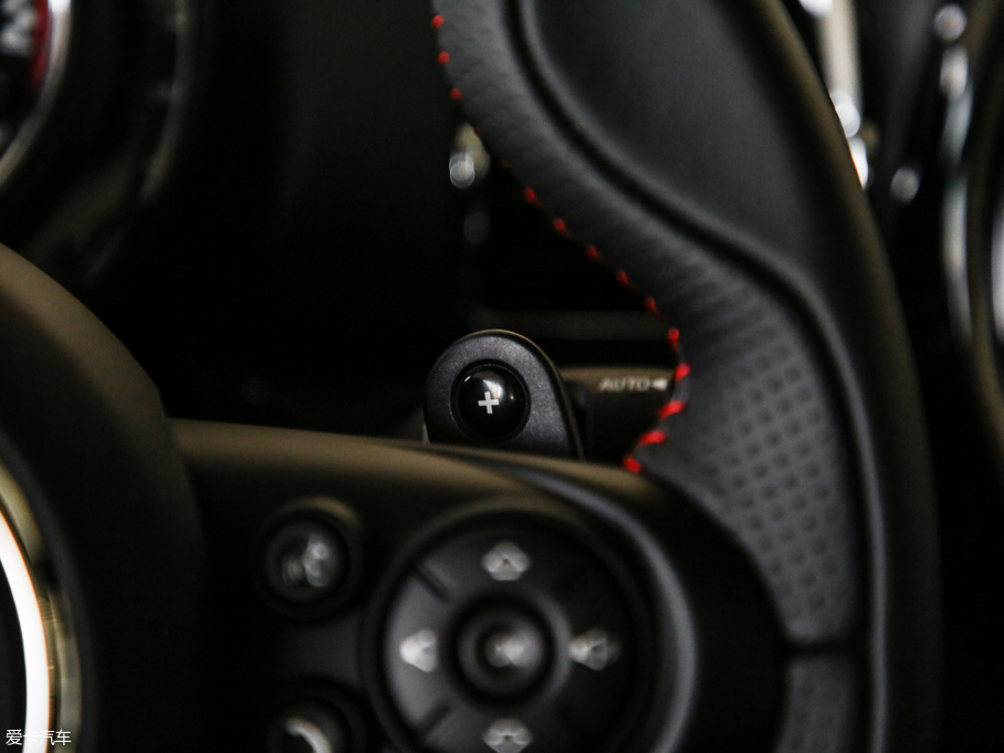 2019MINI JCW CLUBMAN OͰ