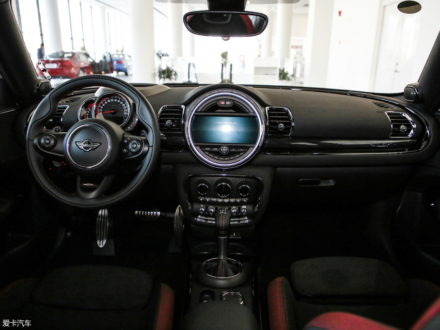 2019MINI JCW CLUBMAN OͰ