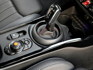 20202.0T JOHN COOPER WORKS п؅^