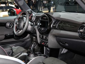 20202.0T JOHN COOPER WORKS ALL-IN п_