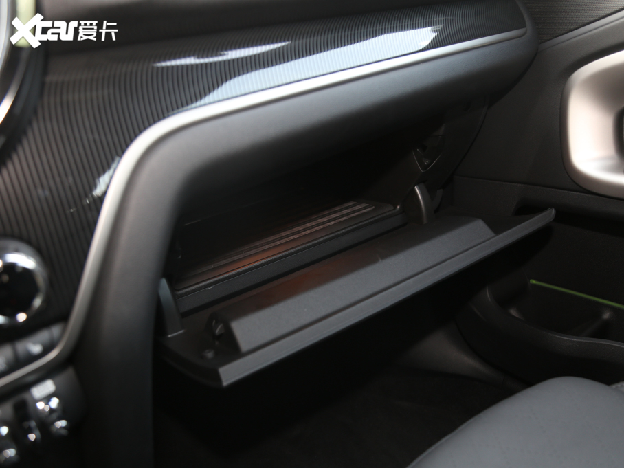 2021MINI JCW COUNTRYMAN 2.0T JOHN COOPER WORKS ALL-IN