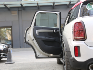 20212.0T JOHN COOPER WORKS ALL-IN ܇T