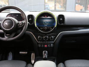 20212.0T JOHN COOPER WORKS ALL-IN п_(ti)