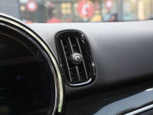 20212.0T JOHN COOPER WORKS ALL-IN п؅^