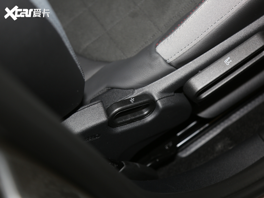 2021MINI JCW CLUBMAN 2.0T JOHN COOPER WORKS ALL-IN