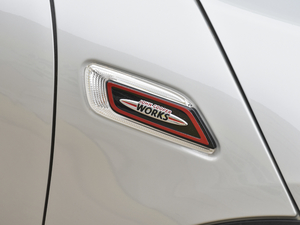 20212.0T JOHN COOPER WORKS ^