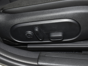 20212.0T JOHN COOPER WORKS g