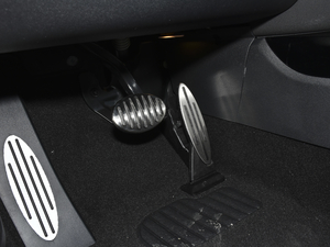 20212.0T JOHN COOPER WORKS п؅^