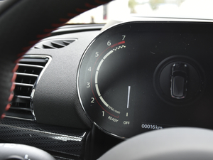 20212.0T JOHN COOPER WORKS п؅^