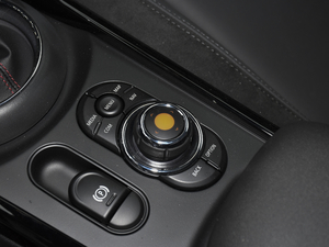 20212.0T JOHN COOPER WORKS п؅^(q)