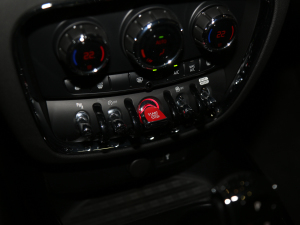 20212.0T JOHN COOPER WORKS ALL-IN п؅^