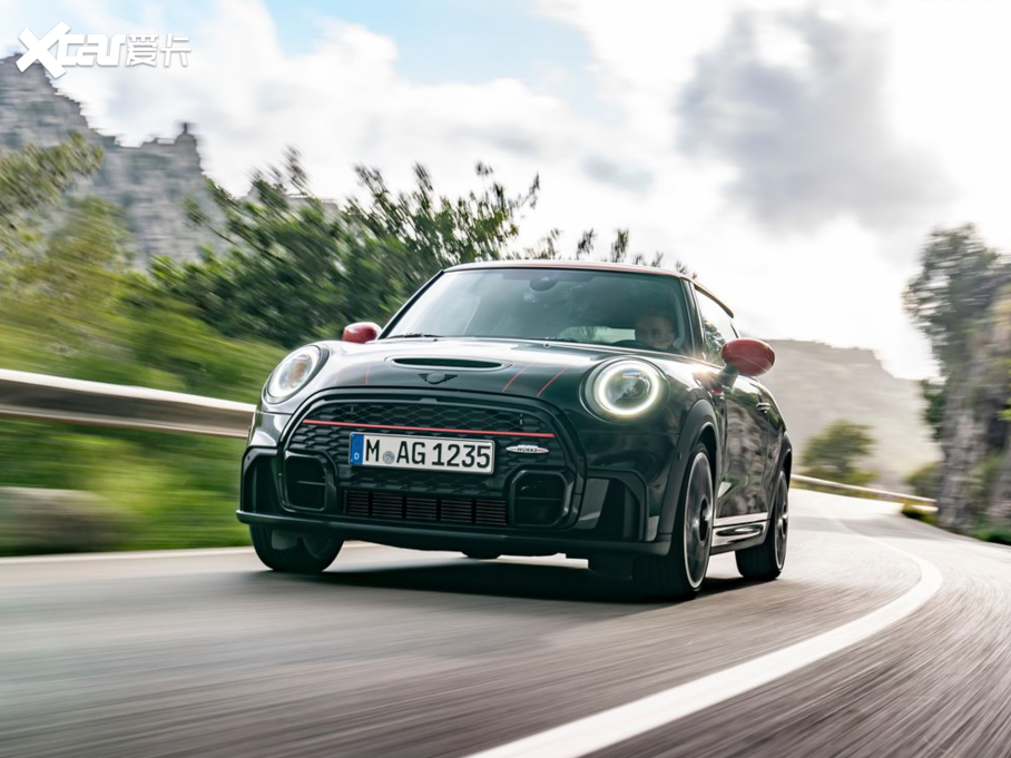 2021��MINI JCW JOHN COOPER WORKS Cabrio �W�ް�
