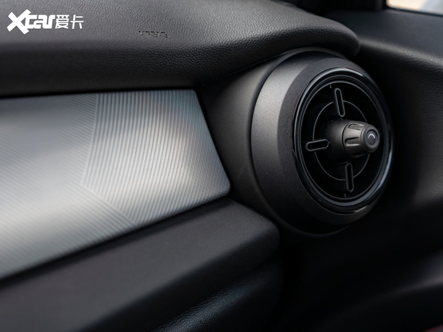 2021��MINI JCW JOHN COOPER WORKS Cabrio �W�ް�