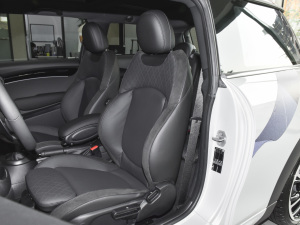 2022Ŀ 2.0T JOHN COOPER WORKS ALL-IN {