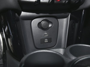 20232.0T JOHN COOPER WORKS Pat Mosso п؅^