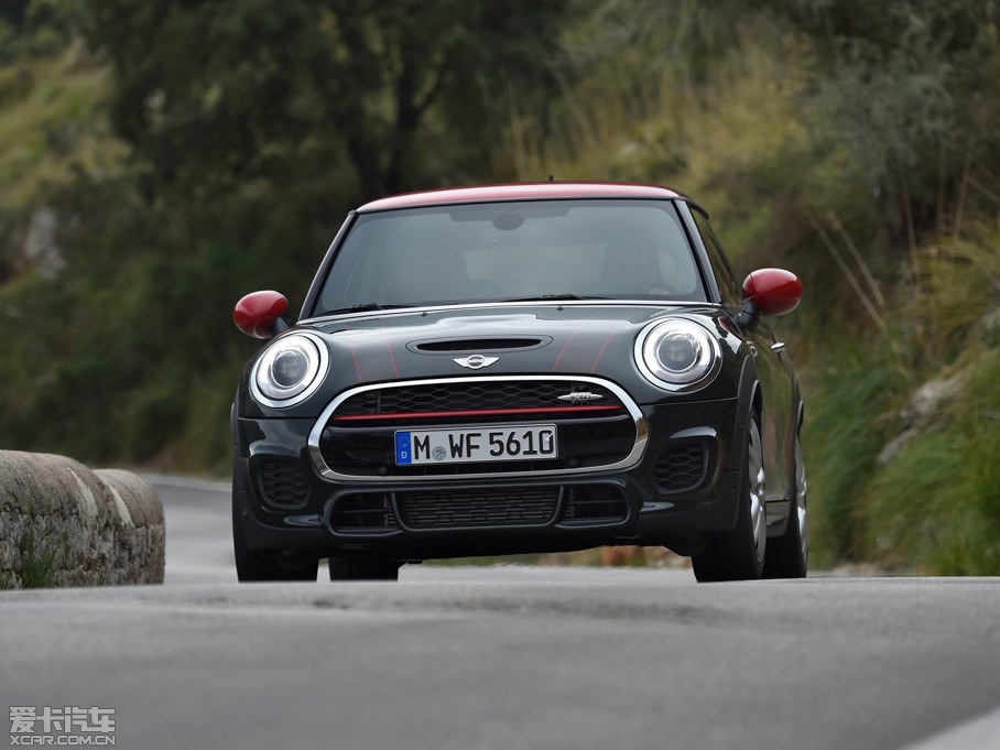 2015MINI JCW 2.0T