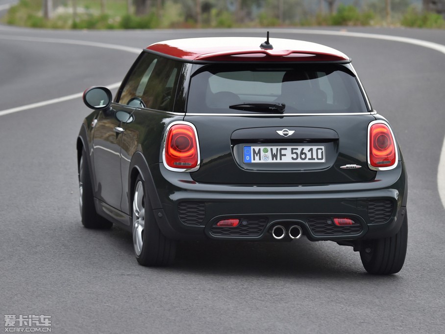 2015MINI JCW 2.0T