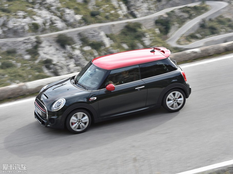 2015MINI JCW 2.0T