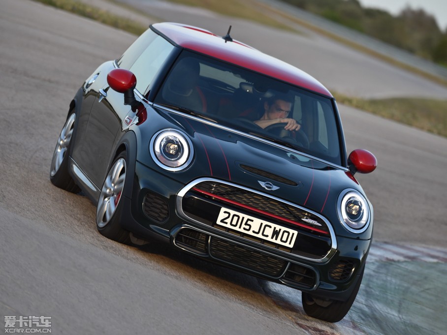 2015MINI JCW 2.0T