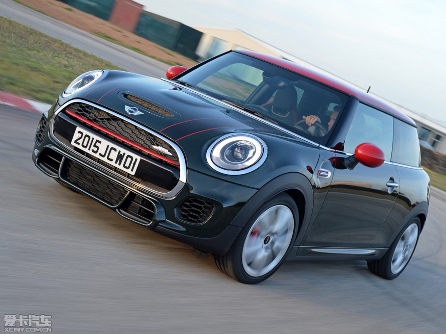 2015MINI JCW 2.0T