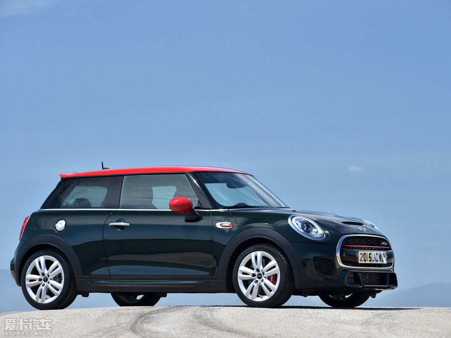 2015MINI JCW 2.0T