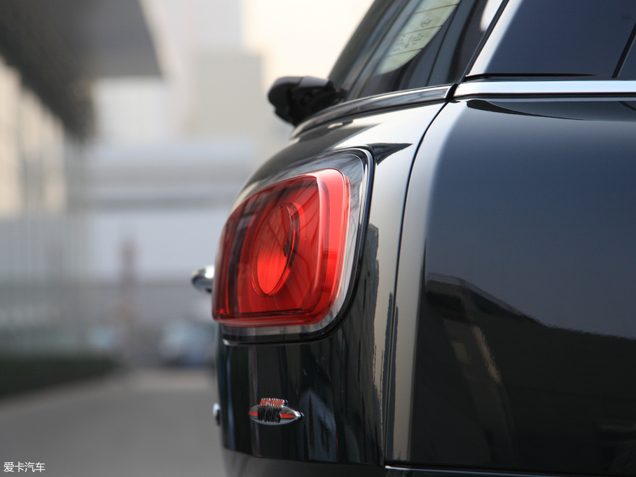 2017MINI JCW CLUBMAN 2.0T OͰ