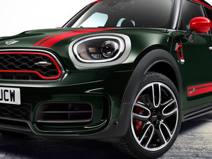 20172.0T JOHN COOPER WORKS ^