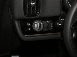 20172.0T JOHN COOPER WORKS м g