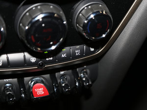 20172.0T JOHN COOPER WORKS м п؅^