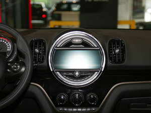 20172.0T JOHN COOPER WORKS м {L