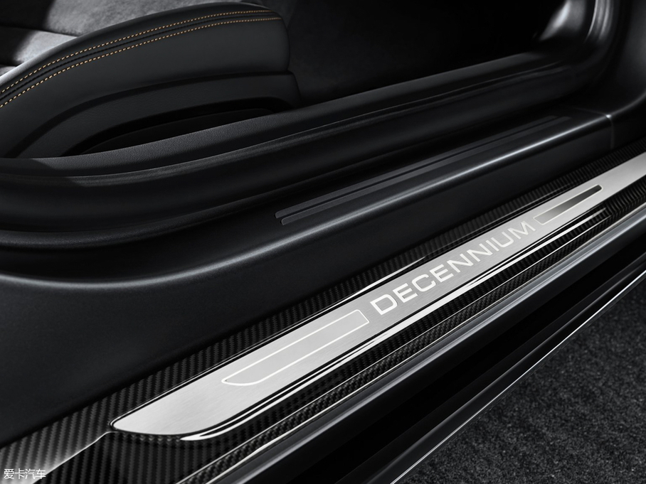 2019WR8 V10 Decennium