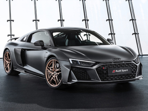 2019款V10 Decennium 左前45度