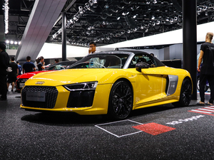 2019款Spyder 左前45度