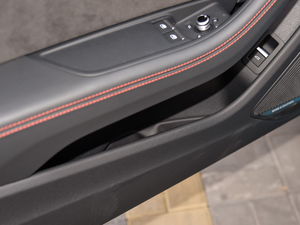 20192.9T Coupe VI ǰTg