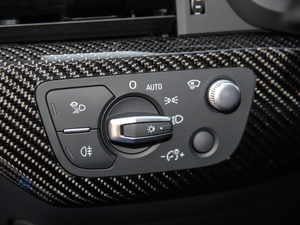 20192.9T Coupe VI п؅^