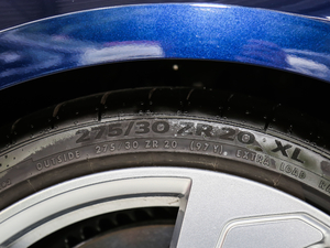 20192.9T Coupe VI ݆̥ߴ