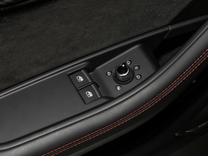 20192.9T Coupe VI {܇ƅ^	