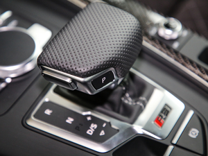 20192.9T Coupe VI п؅^