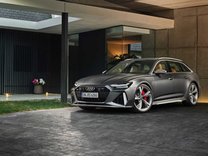 2020款4.0T Avant 整体外观