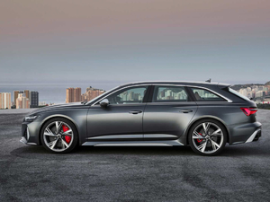 2020款4.0T Avant 整体外观