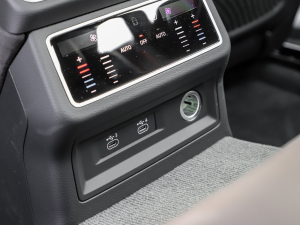 2021RS 7 4.0T Sportback  п؅^