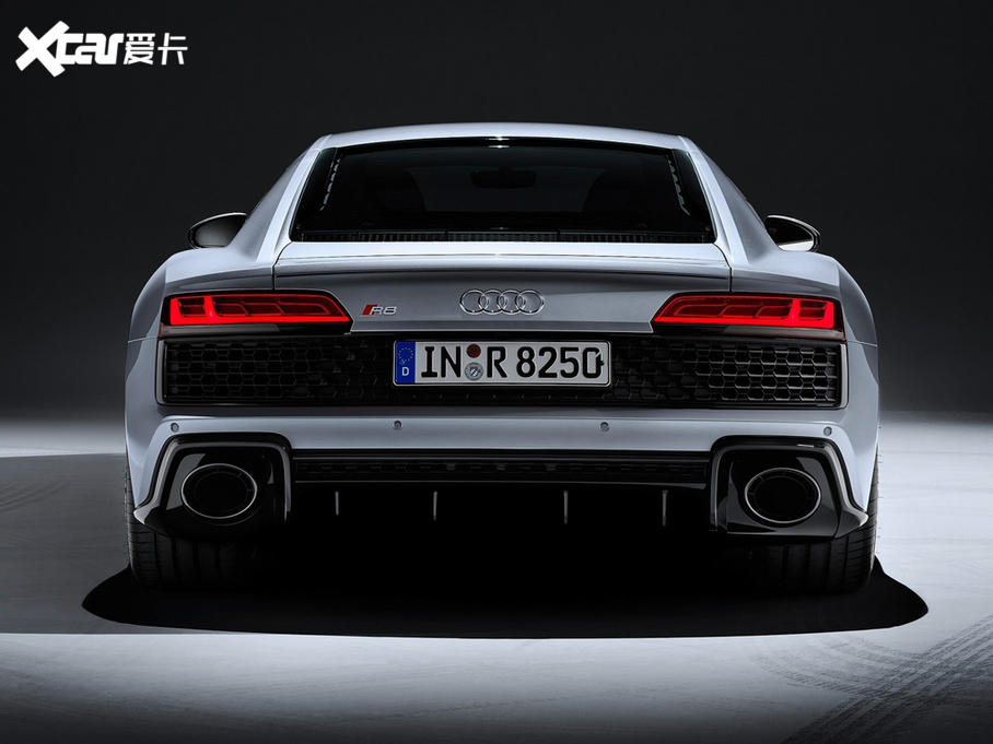 2021WR8 V10 Coupe RWD