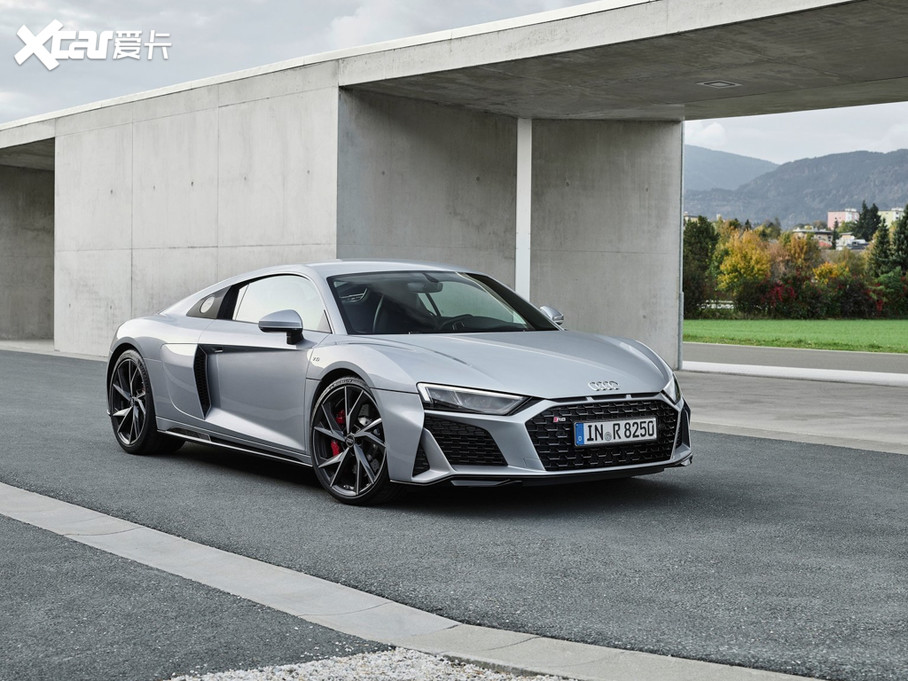 2021款奥迪r8v10 coupe rwd