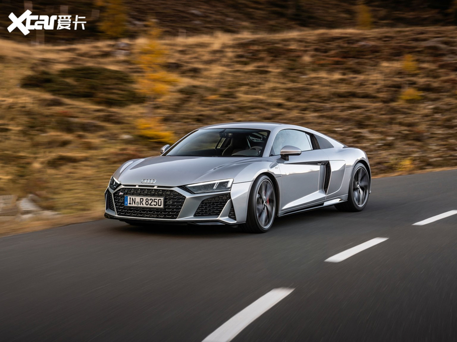 2021?yun)WR8 V10 Coupe RWD