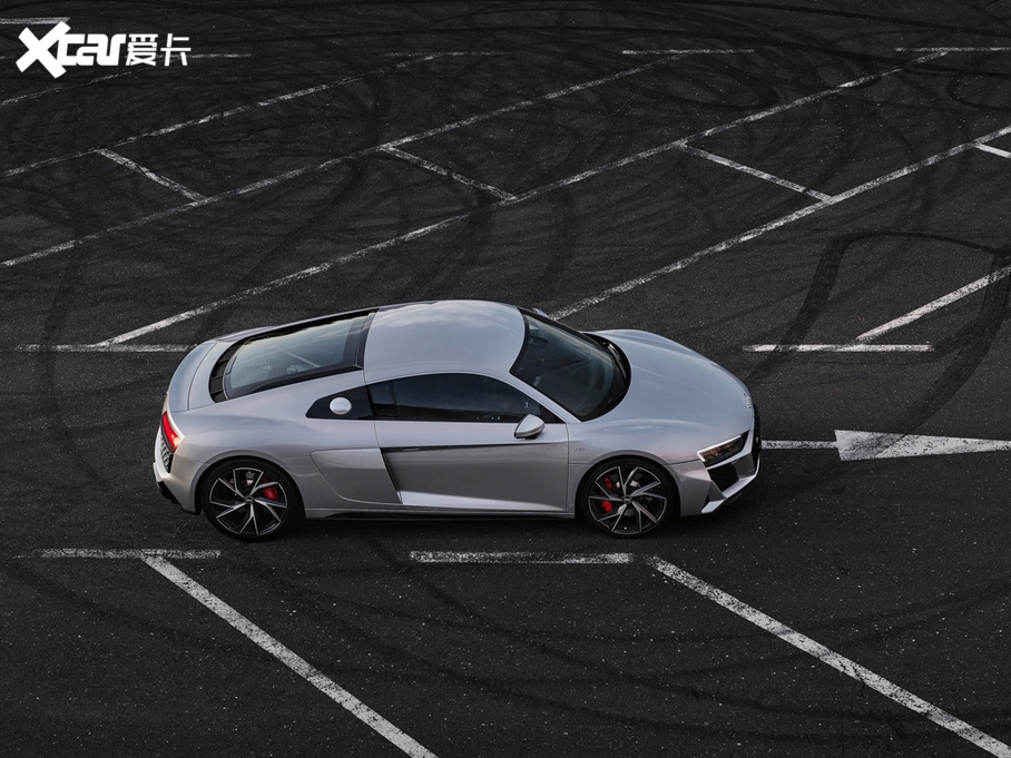 2021WR8 V10 Coupe RWD