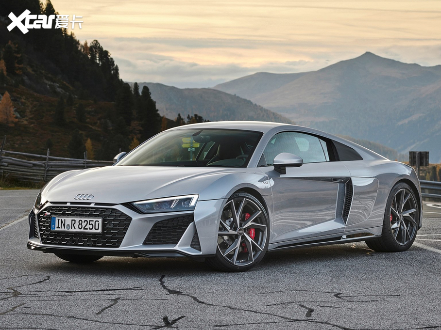 2021WR8 V10 Coupe RWD